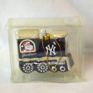 2012 Danbury Mint Holiday Express New York Yankees Train Ornament